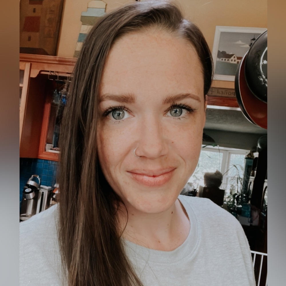 I’m going LIVE! Like this post to come hang with me for some amazing deals!🫶🏻